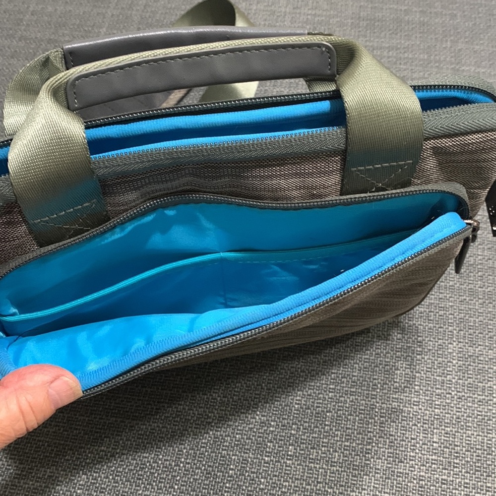 Tablet case - Picture 3 of 5